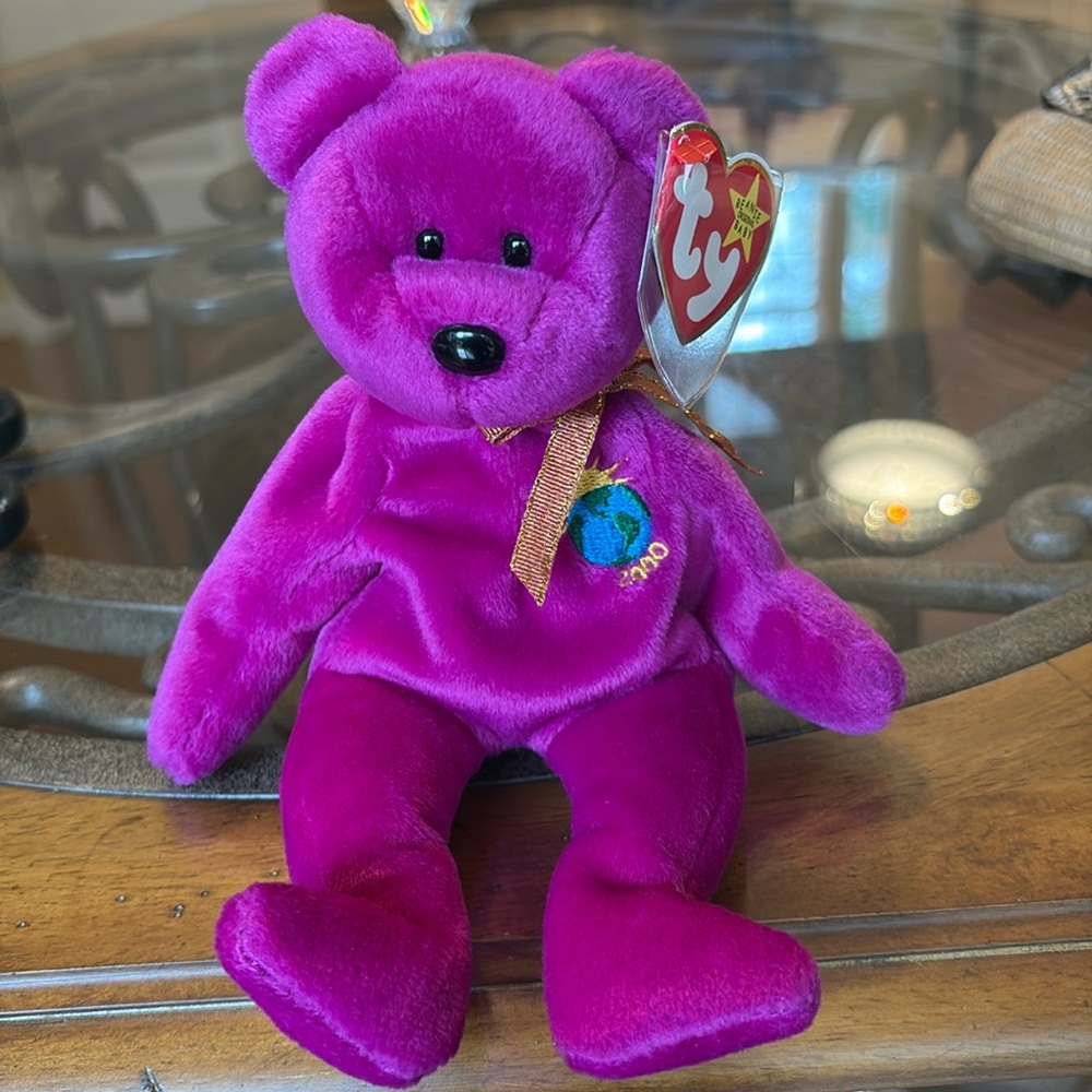 Ty Beanie Babies- Millennium Bear- Holographic Tush Tag - Rare